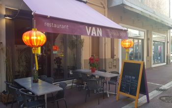  Van Restaurant  #1